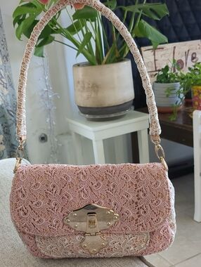Imoshion Women’s Pink Lace Shoulder Bag